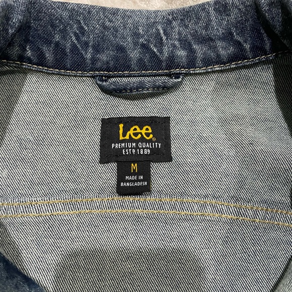 Brand new Lee jean Jacket - Picture 3 of 6